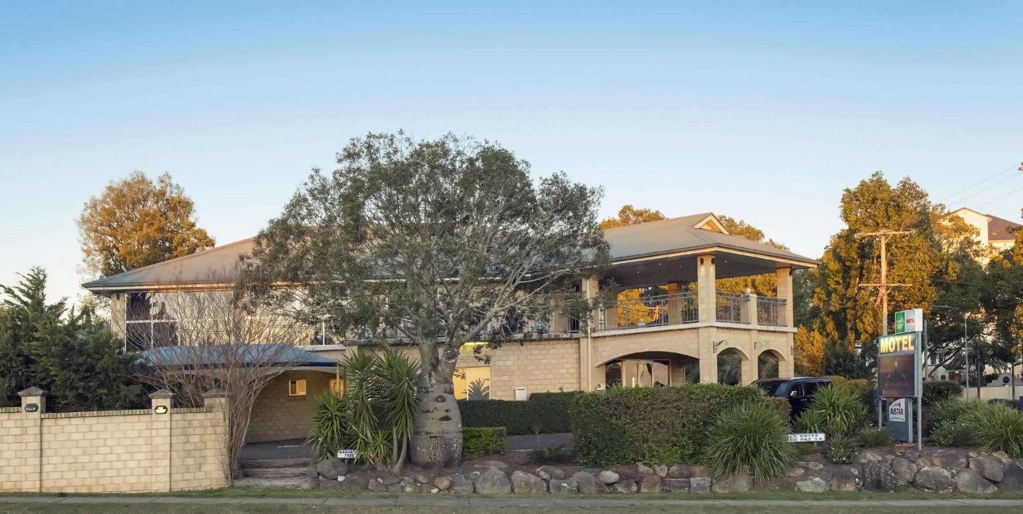 Great Divide Motor Inn Toowoomba Bagian luar foto