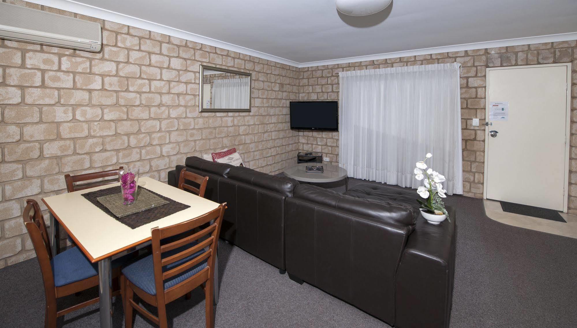 Great Divide Motor Inn Toowoomba Bagian luar foto