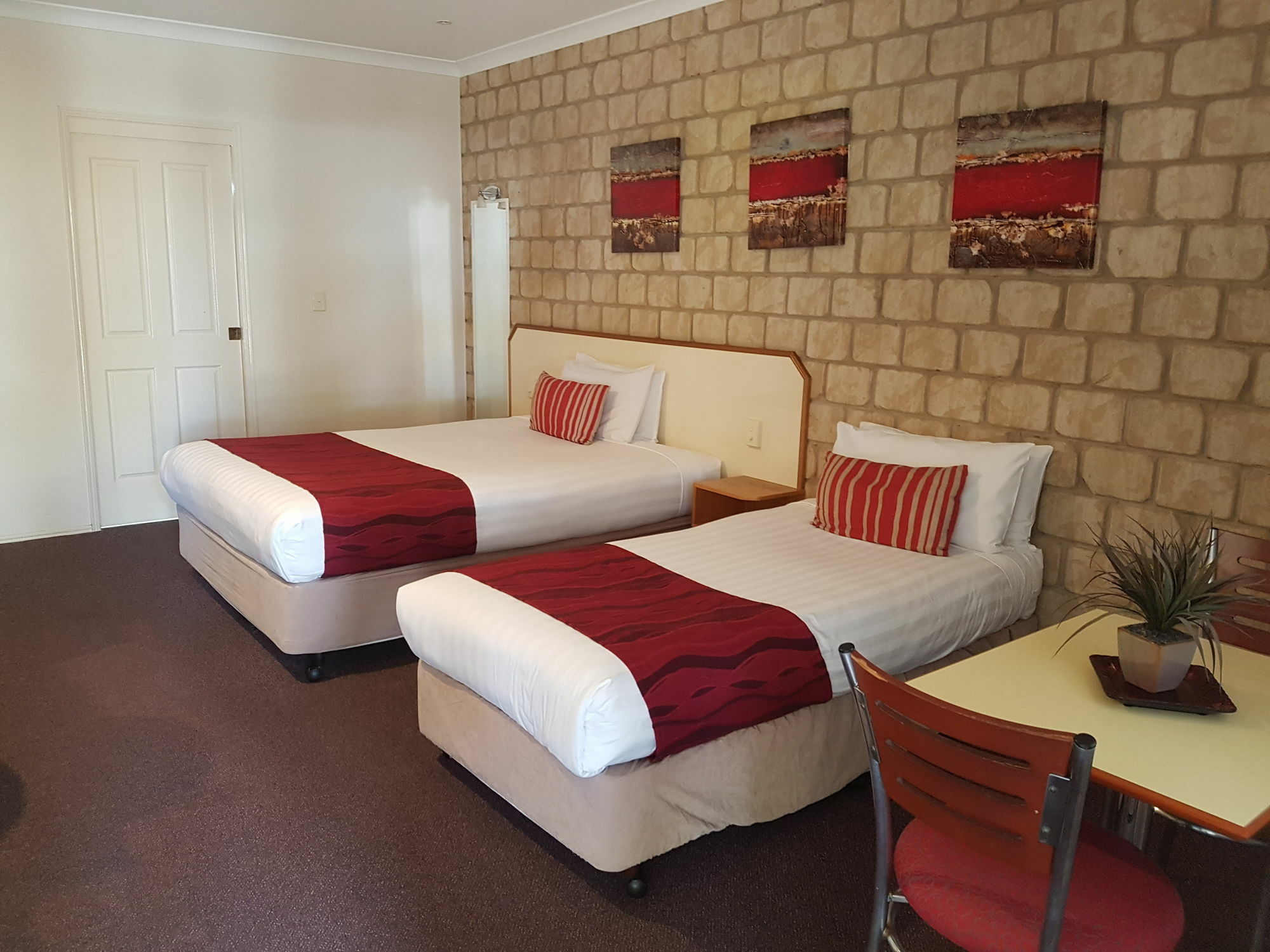 Great Divide Motor Inn Toowoomba Bagian luar foto